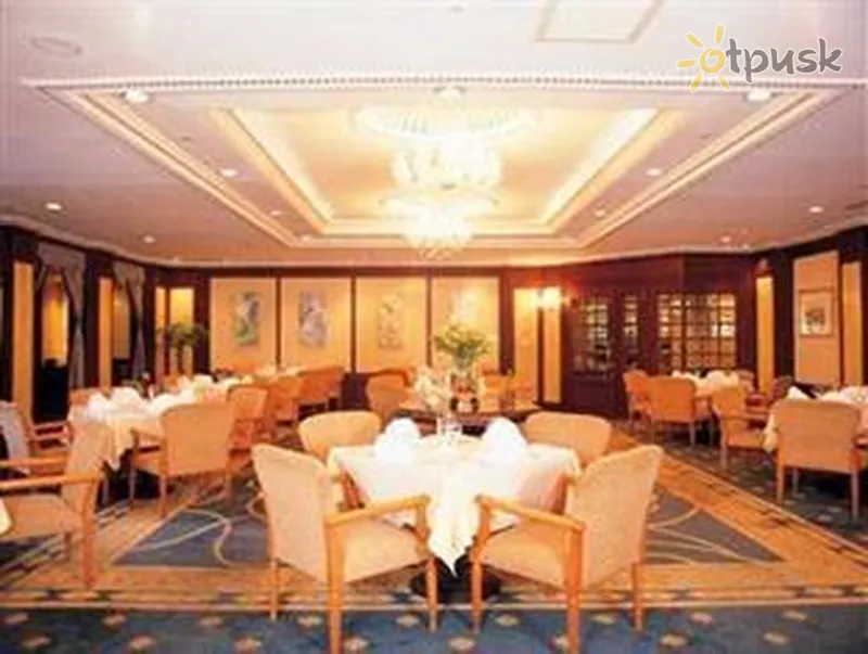 Фото отеля Central Hotel Shanghai 4* Шанхай Китай бари та ресторани