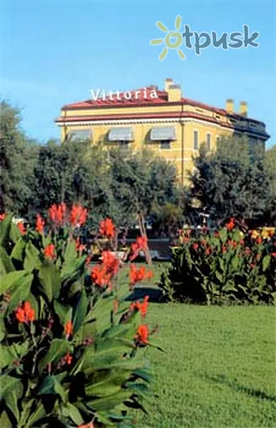 Фото отеля Vittoria Hotel 4* Пезаро Италия экстерьер и бассейны