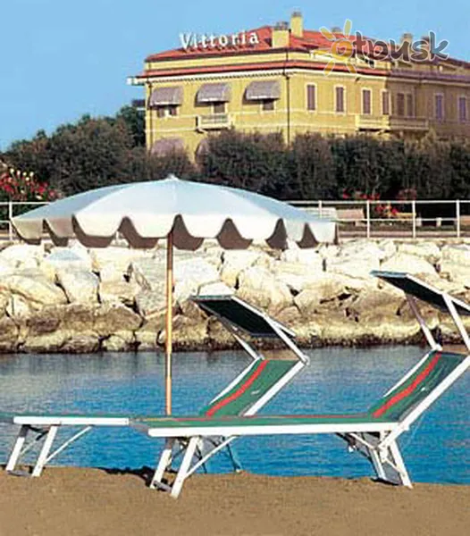 Фото отеля Vittoria Hotel 4* Пезаро Італія екстер'єр та басейни
