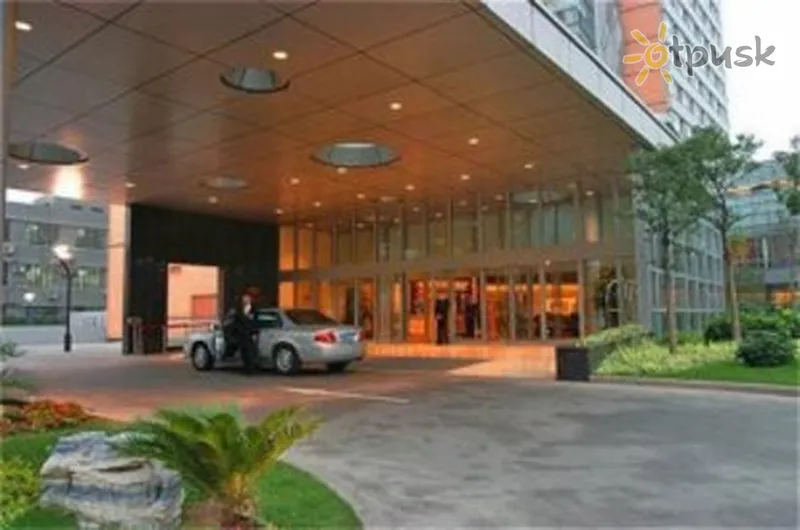 Фото отеля Crowne Plaza Shanghai Fudan Hotel 5* Шанхай Китай екстер'єр та басейни