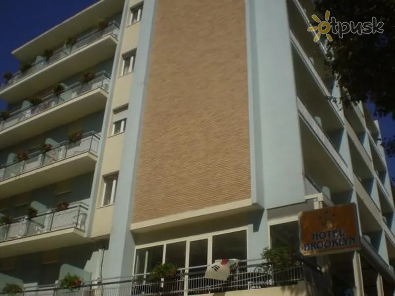 Фото отеля Brooklyn Hotel 3* Римини Италия экстерьер и бассейны