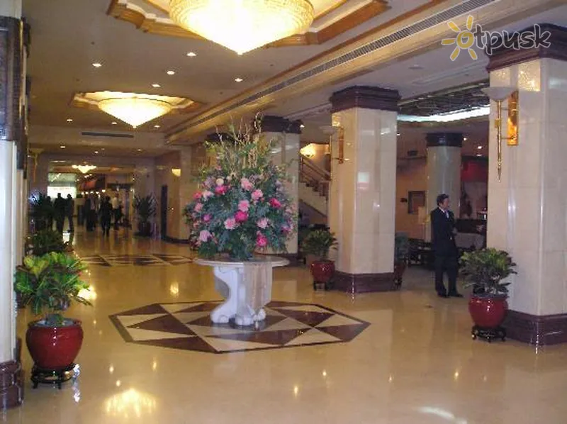 Фото отеля Beijing Qianmen Jianguo 4* Пекін Китай лобі та інтер'єр
