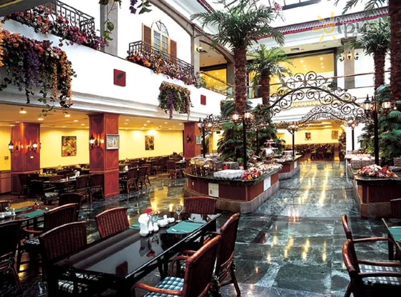 Фото отеля Central Garden 4* Пекин Китай бары и рестораны