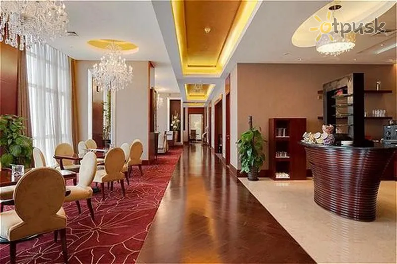 Фото отеля Crowne Plaza Beijing Zhongguancun 5* Pekina Ķīna bāri un restorāni