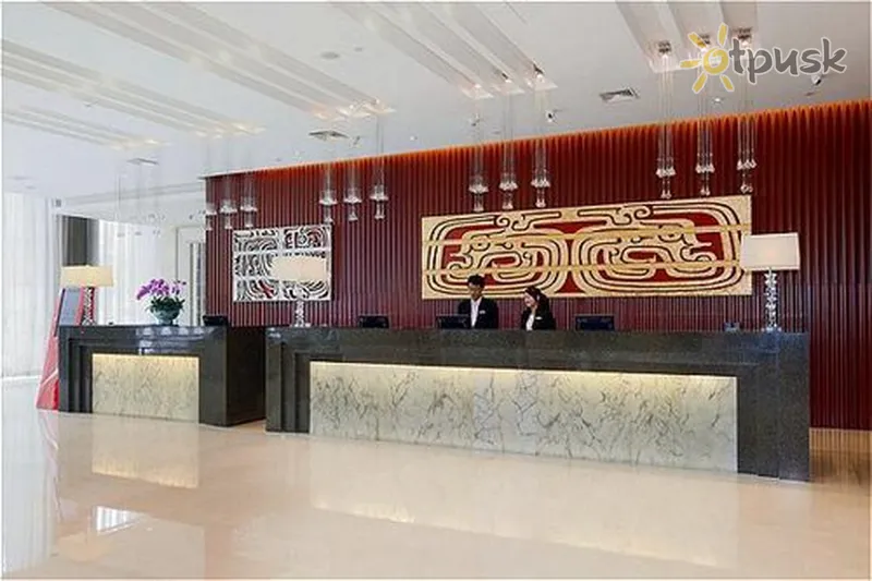 Фото отеля Crowne Plaza Beijing Zhongguancun 5* Pekina Ķīna vestibils un interjers