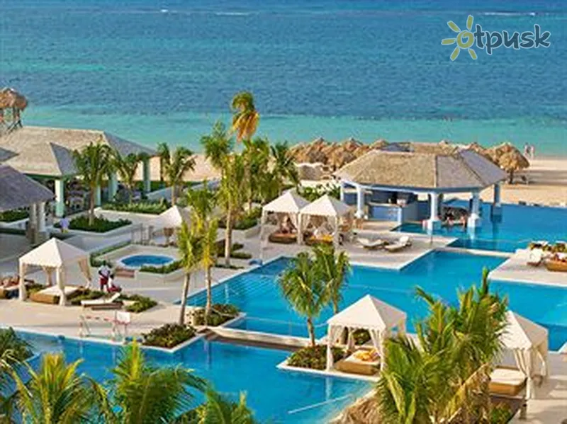 Фото отеля Iberostar Rose Hall Beach Resort 5* Монтего-Бэй Ямайка экстерьер и бассейны