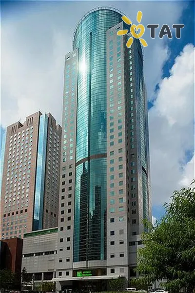 Фото отеля Holiday Inn Shanghai Pudong 4* Шанхай Китай екстер'єр та басейни