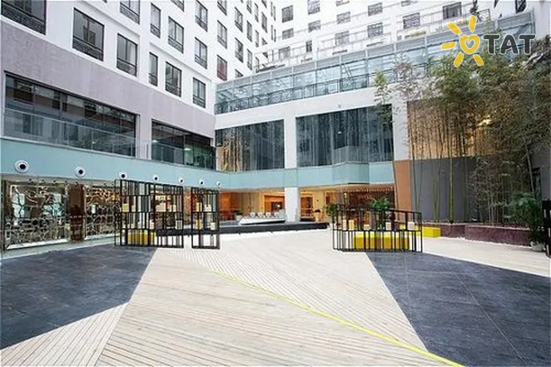 Фото отеля Holiday Inn Minzuyuan 4* Пекін Китай екстер'єр та басейни