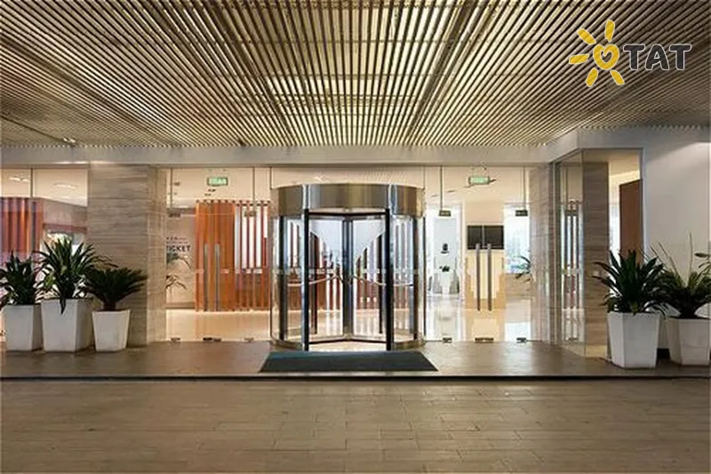 Фото отеля Holiday Inn Minzuyuan 4* Пекін Китай лобі та інтер'єр