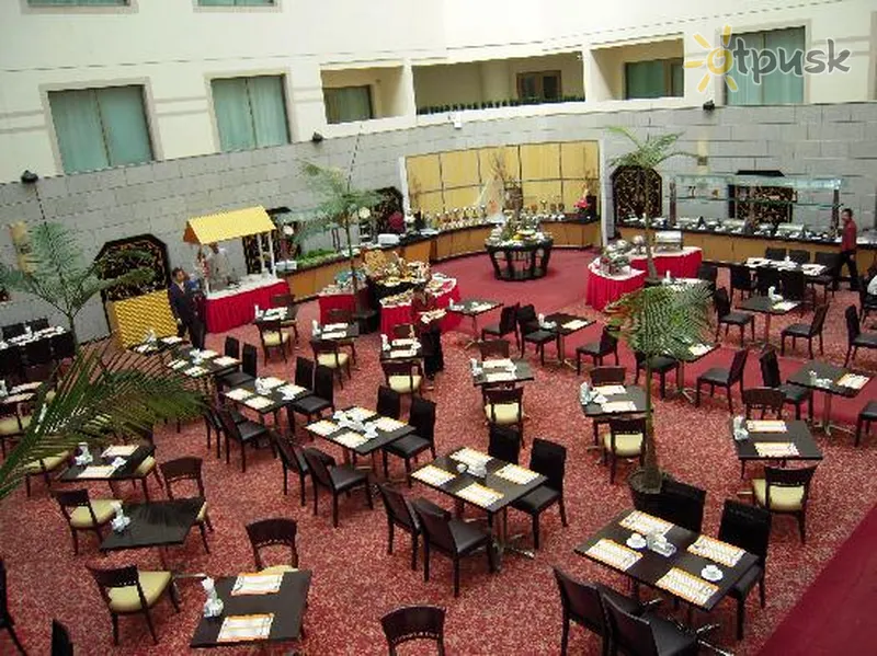 Фото отеля Howard Johnson Paragon 4* Пекін Китай бари та ресторани