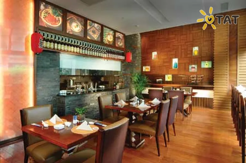 Фото отеля Park Plaza Beijing Wangfujing 5* Пекін Китай бари та ресторани
