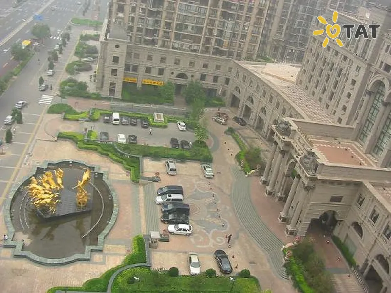 Фото отеля Plaza Royale 5* Пекін Китай екстер'єр та басейни