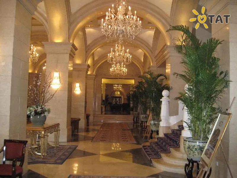 Фото отеля Raffles Beijing Hotel 5* Пекін Китай лобі та інтер'єр