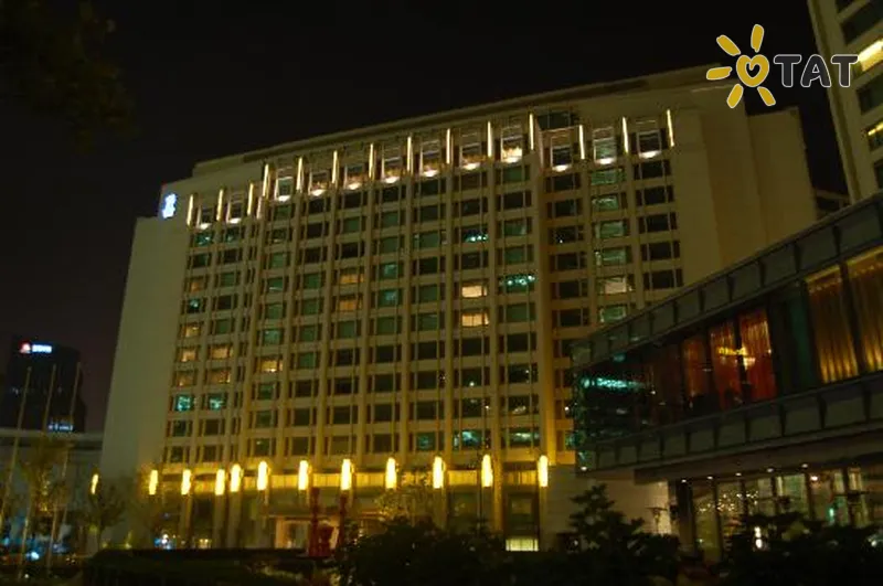 Фото отеля The Ritz Carlton Beijing 5* Пекін Китай екстер'єр та басейни