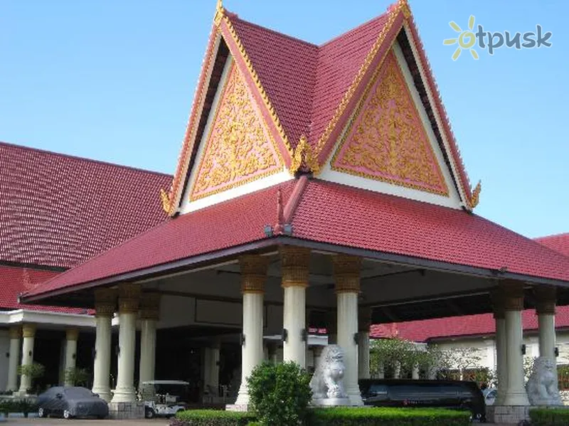Фото отеля Sokha Beach Resort 5* Сіануквіль Камбоджа екстер'єр та басейни