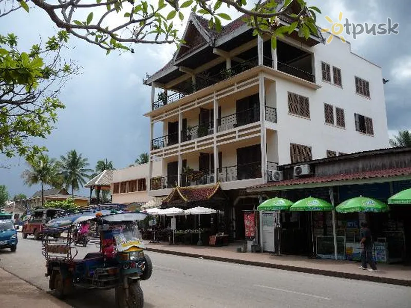 Фото отеля Ancient Luang Prabang Hotel 3* Луанг Прабанг Лаос экстерьер и бассейны