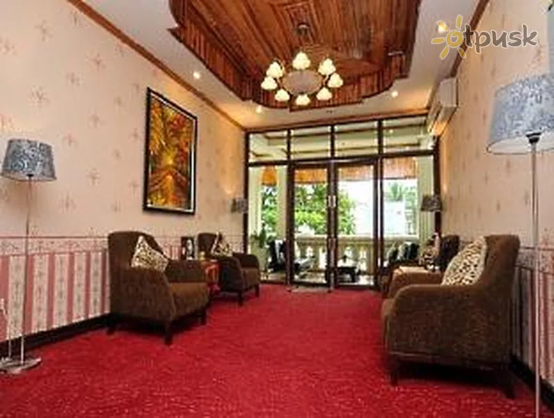 Фото отеля Hotel de LYON 3* Луанг Прабанг Лаос лобі та інтер'єр
