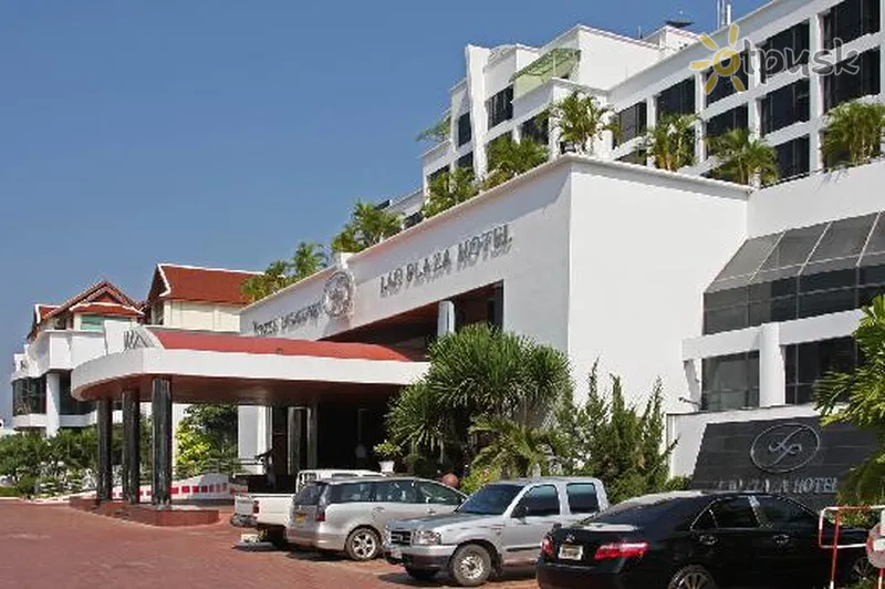 Фото отеля Lao Plaza Hotel 4* Vientianas Laosas išorė ir baseinai