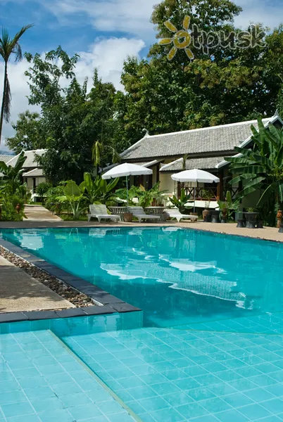 Фото отеля Luang Prabang Paradise Resort 3* Луанг Прабанг Лаос экстерьер и бассейны