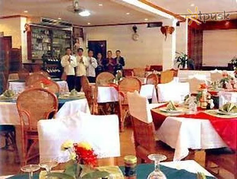 Фото отеля Manoluck Hotel 3* Luangprabanga Laosa bāri un restorāni
