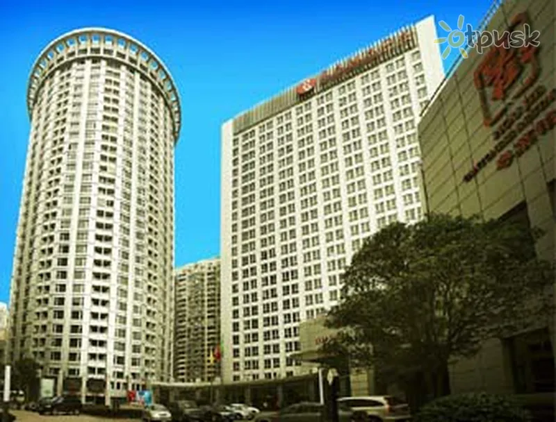 Фото отеля Ramada Plaza Gateway Shanghai 5* Шанхай Китай экстерьер и бассейны