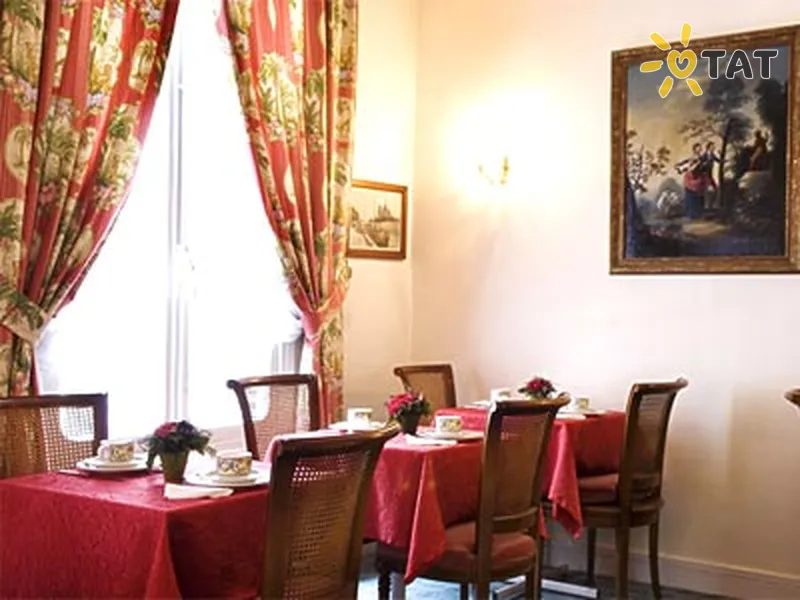 Фото отеля Residence Lord Byron 3* Париж Франція бари та ресторани