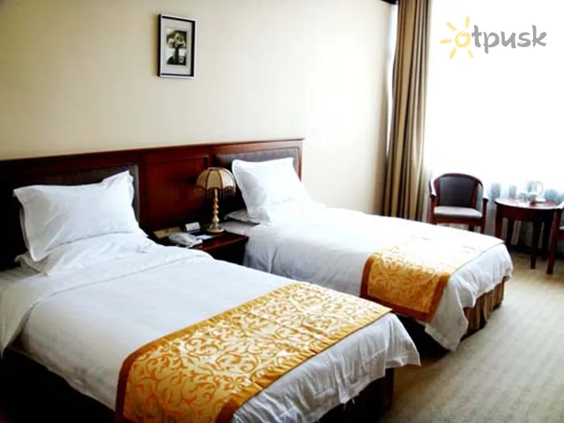 Фото отеля Golden Star 3* Dalian Ķīna istabas