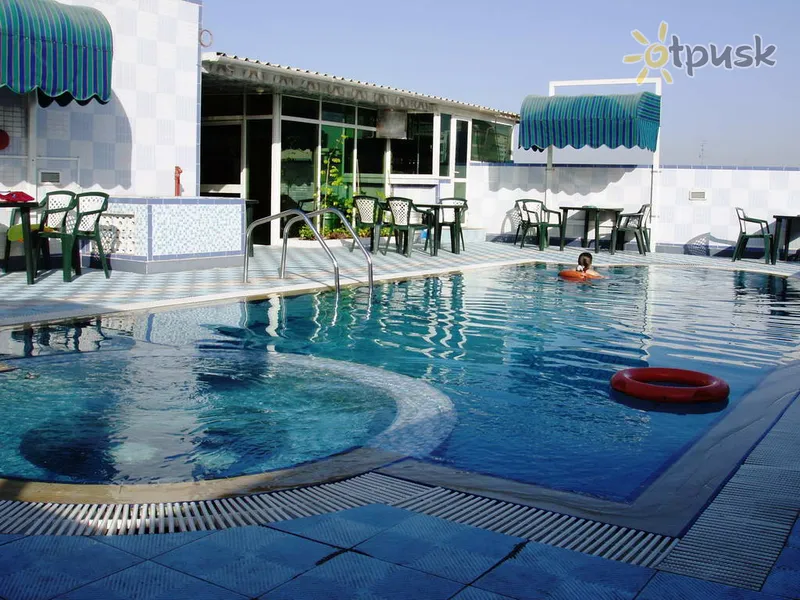 Фото отеля Comfort Inn Hotel 3* Дубай ОАЕ екстер'єр та басейни