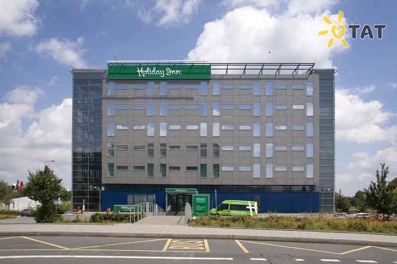 Фото отеля Holiday Inn Prague Airport 4* Прага Чехія екстер'єр та басейни