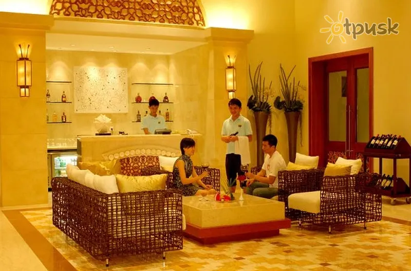 Фото отеля Aegean Jianguo Suites Resort 5* о. Хайнань Китай лобі та інтер'єр