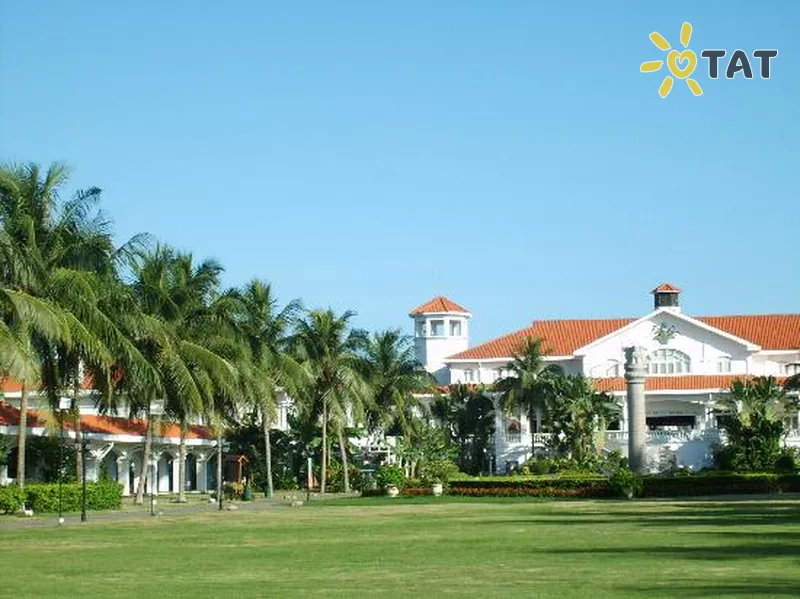 Фото отеля Hna Kangle Garden Resort 5* о. Хайнань Китай екстер'єр та басейни