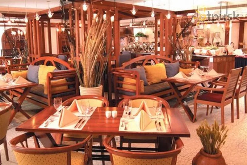 Фото отеля Coral Oriental 4* Дубай ОАЕ бари та ресторани