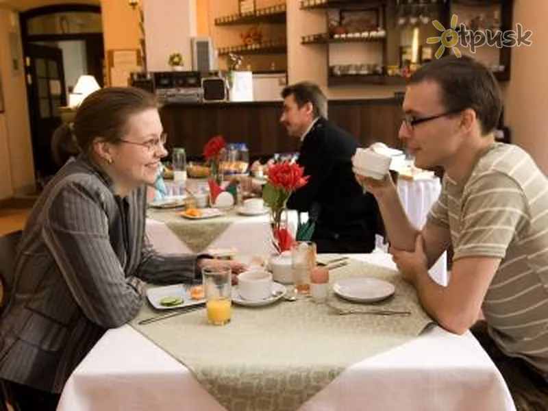 Фото отеля Веста 3* Sankt Peterburgas Rusija barai ir restoranai