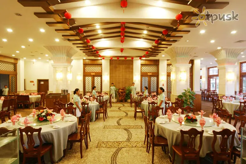 Фото отеля Huayuan Hot Spring Seaview Resort 4* par. Hainana Ķīna bāri un restorāni