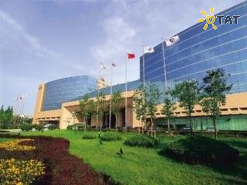 Фото отеля Shanghai Marriott Hotel Hongqiao 5* Шанхай Китай екстер'єр та басейни