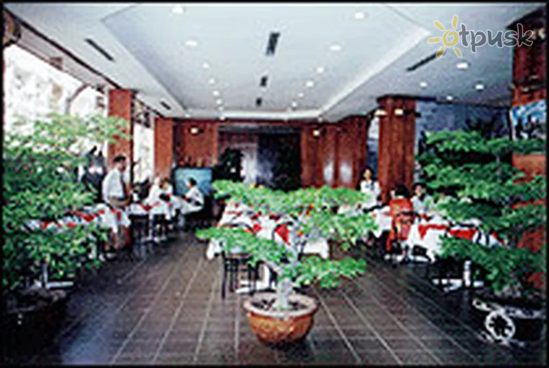 Фото отеля Diamond Hotel 3* Pnompenis Kambodža barai ir restoranai