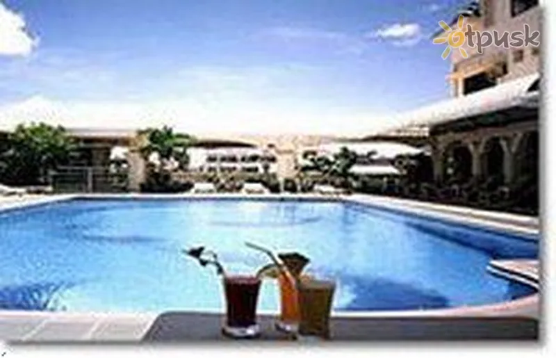 Фото отеля Goldiana Hotel 3* Пномпень Камбоджа экстерьер и бассейны