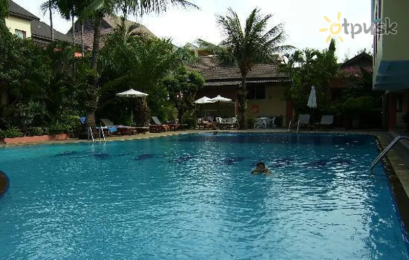 Фото отеля Juliana Hotel 3* Pnompenis Kambodža išorė ir baseinai