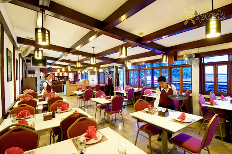 Фото отеля Mittapheap Hotel 3* Pnompeņa Kambodža bāri un restorāni