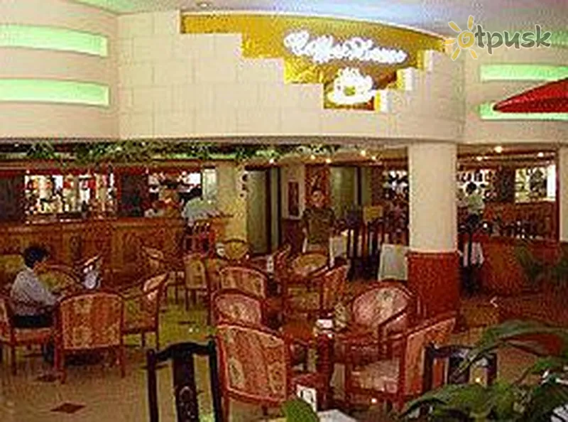 Фото отеля New York Hotel 3* Pnompeņa Kambodža bāri un restorāni