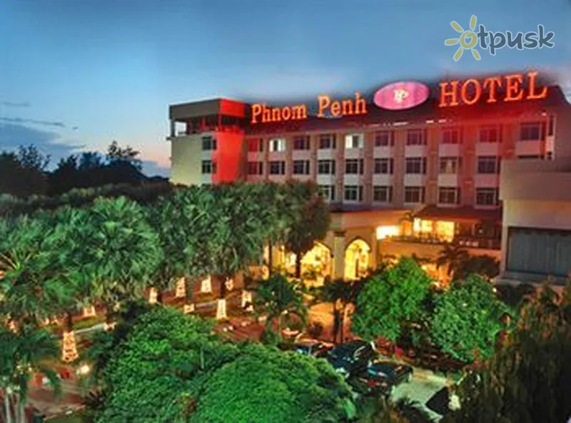 Фото отеля Phnom Penh Hotel 5* Пномпень Камбоджа экстерьер и бассейны