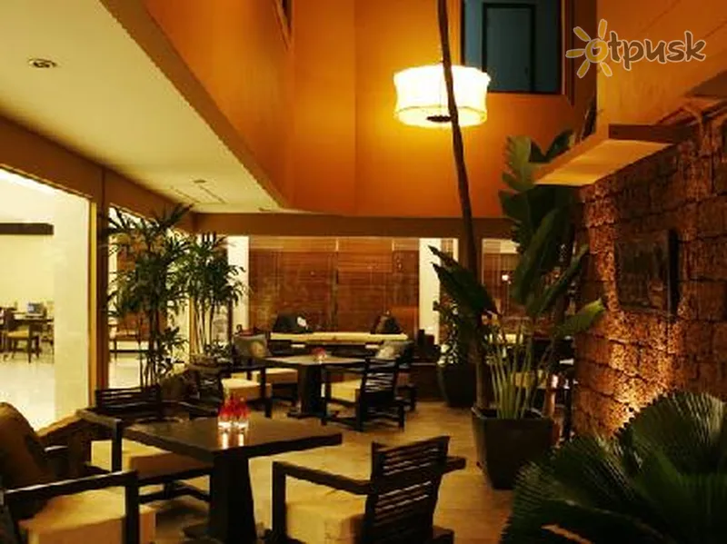 Фото отеля Regent Park Hotel 2* Пномпень Камбоджа бари та ресторани