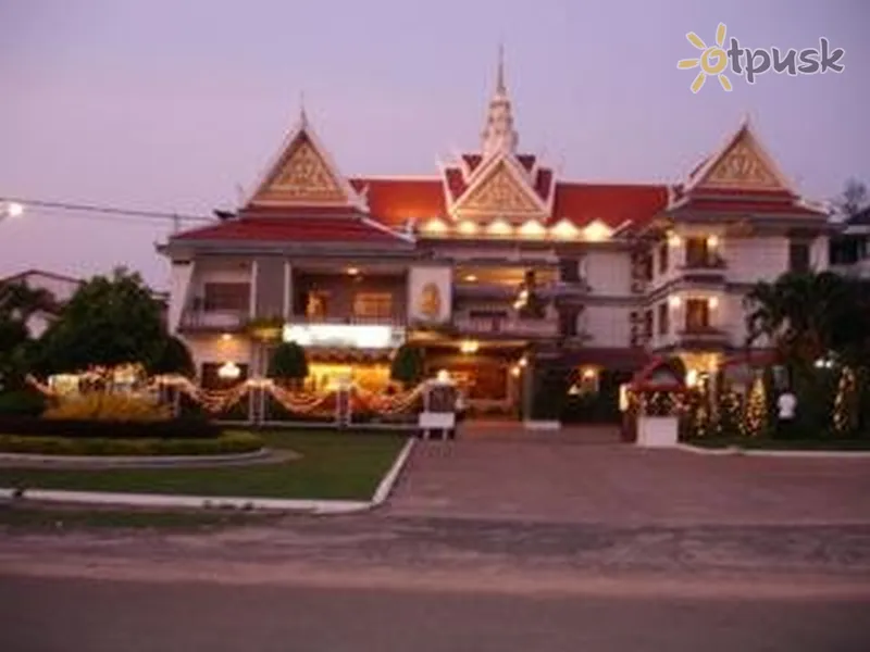 Фото отеля Seaside Hotel 2* Сиануквиль Камбоджа экстерьер и бассейны