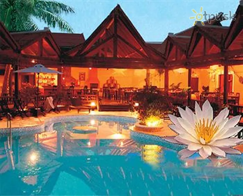 Фото отеля Angkoriana 4* Siem Reapa Kambodža ārpuse un baseini