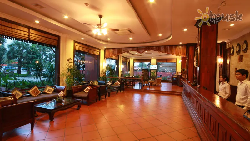 Фото отеля Apsara Holiday 4* Сием Риеп Камбоджа лобби и интерьер