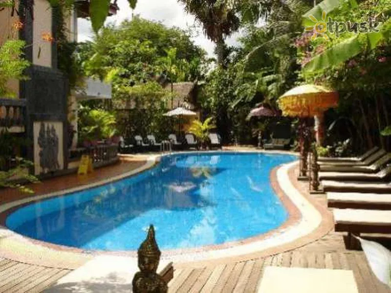 Фото отеля Bopha Angkor Hotel 3* Сієм Рієп Камбоджа екстер'єр та басейни