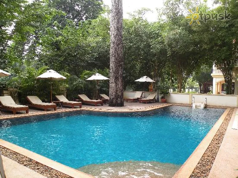Фото отеля Casa Angkor Hotel 4* Siem Rypas Kambodža išorė ir baseinai
