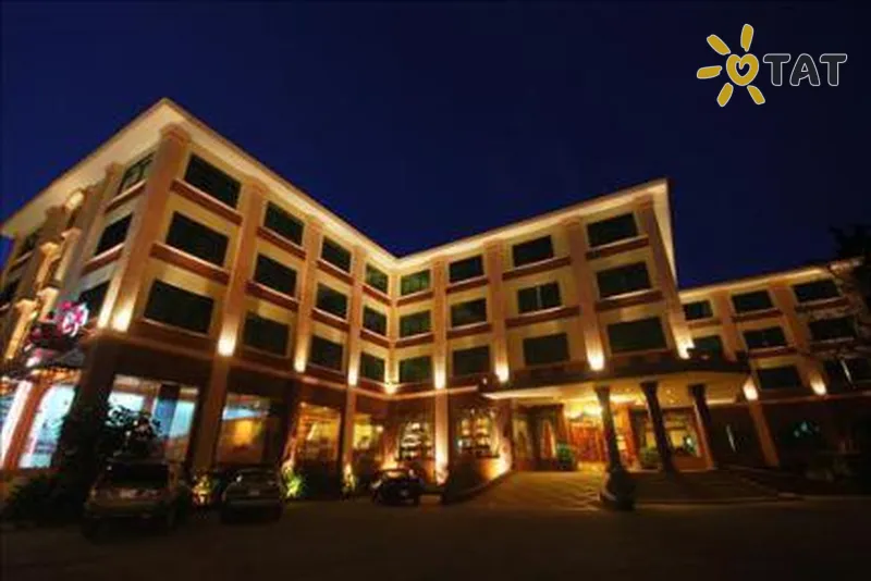 Фото отеля Kingdom Angkor Hotel 4* Сієм Рієп Камбоджа екстер'єр та басейни