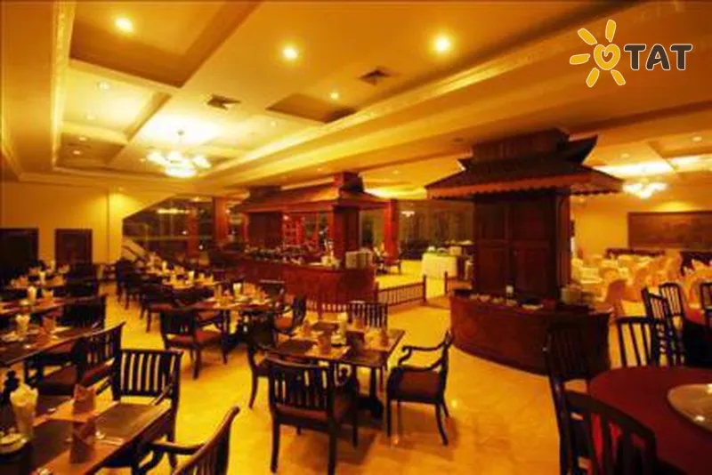 Фото отеля Kingdom Angkor Hotel 4* Сієм Рієп Камбоджа бари та ресторани