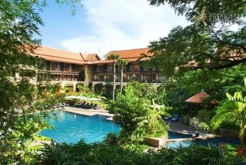 Фото отеля Victoria Angkor Resort &SPA 4* Сием Риеп Камбоджа экстерьер и бассейны